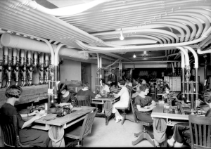 broadway-pneumatics-1925